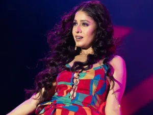 Sunidhi Chauhan 9 Sunidhi Chauhan piano notes